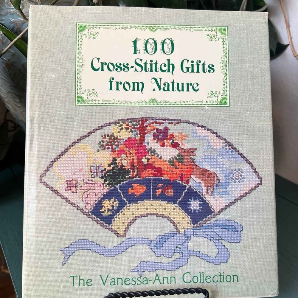 Hardcover Book of 100 Nature Inspired Patterns